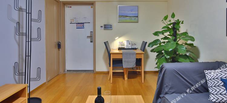 斯维登服务公寓(淄博火车站八大局店)图片