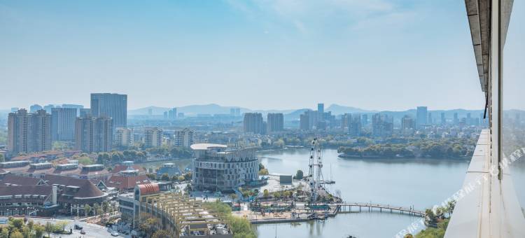 蓝湾酒店公寓(南京百家湖景枫中心店)图片