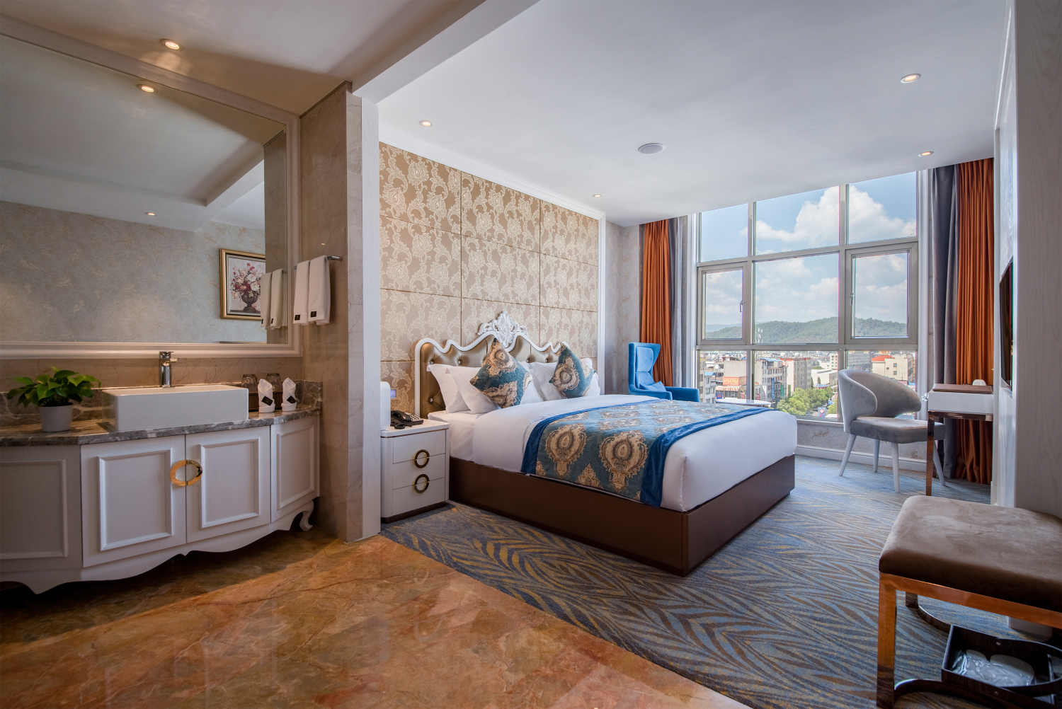 Yuhua Hotel Over view