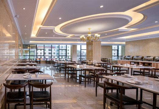 Vienna Hotel (Xinfeng Road) Hotel Overview