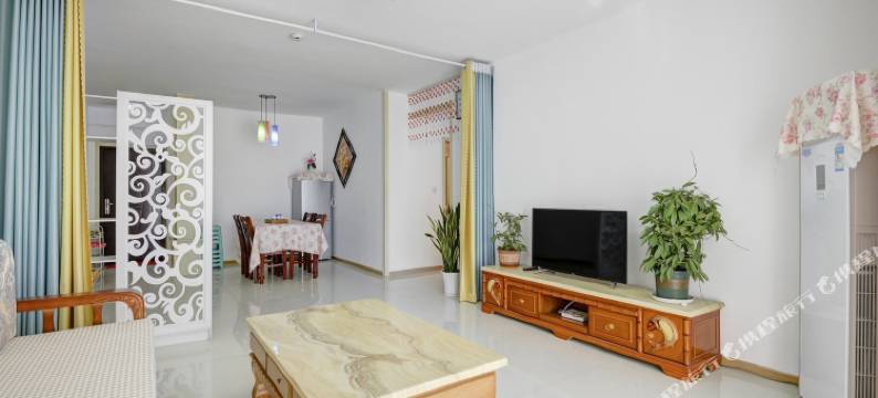 烟台豪华窗帘公寓图片