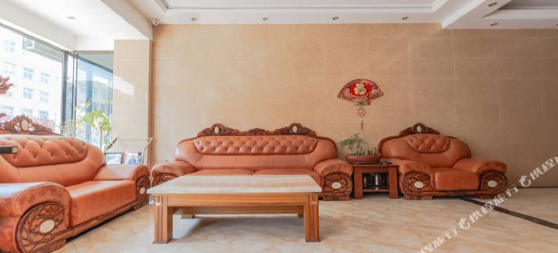 镇平华廷商务宾馆图片