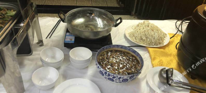 青岛学苑宾馆图片