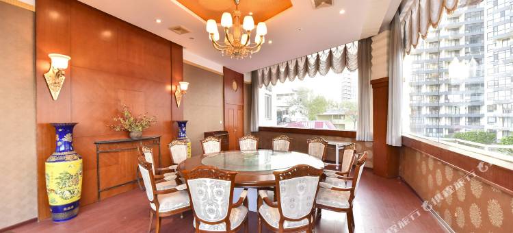 龙泰康养观海酒店图片