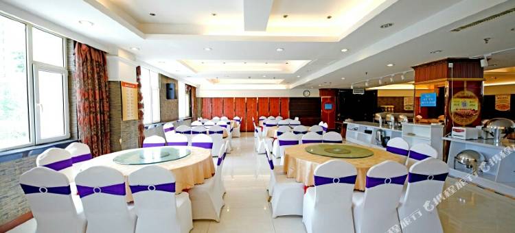 辛集爱人大酒店图片