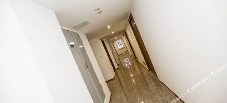 格兰电影公寓(青岛流亭综合商务区店)图片