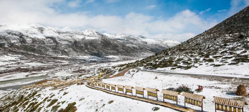 嘉姆尊度假酒店(康定新都桥木雅圣地景区店)图片