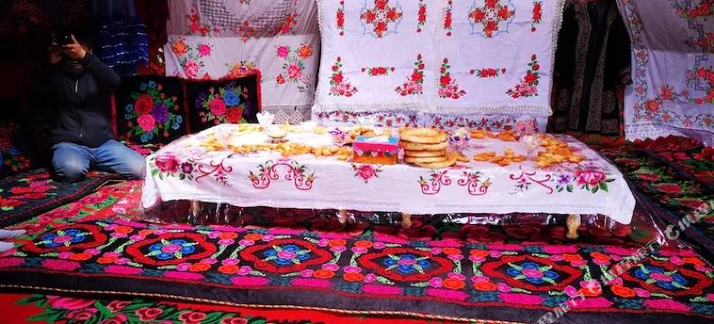 赛里木湖果子沟度假村图片