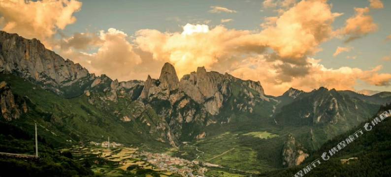 扎尕那格宗精品民宿图片