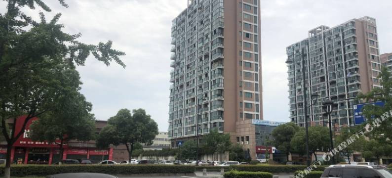 金碧辉煌酒店(杭州东湖北路店)图片