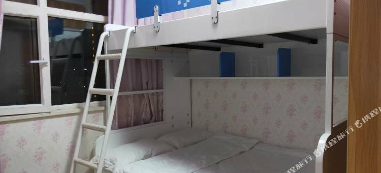 海东彩霞家庭民宿图片