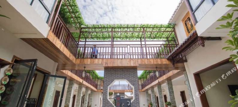 贞丰吉里寨民宿图片