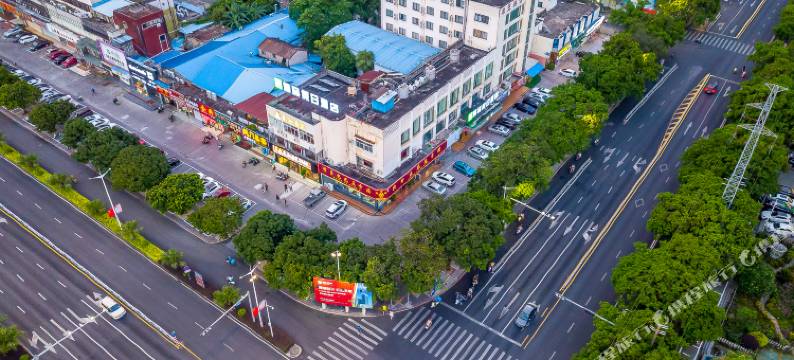 精品假日酒店(北海北部湾广场店)图片