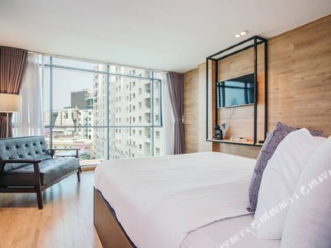 喬爾碩士精品酒店