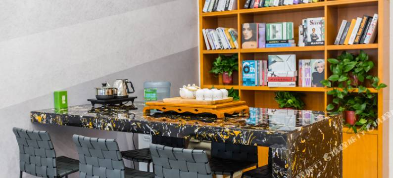 高生酒店(襄阳火车站店)图片