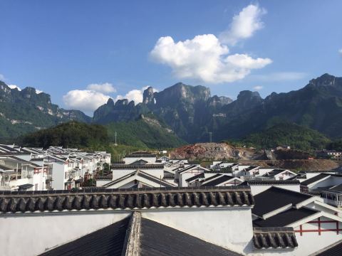 Ximan Tianmen Shanju Holiday Hostel Hotel Overview