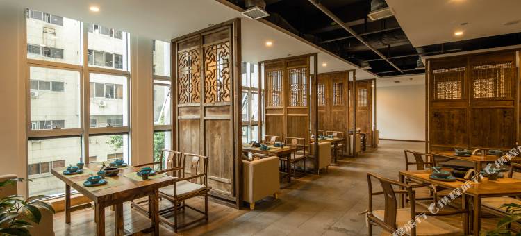 西姆怡特成都宽窄巷子省医院酒店图片