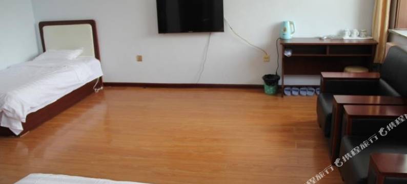 阿尔山峰信宾馆图片