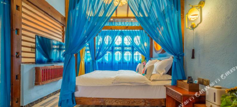 丽江一池莲客栈图片