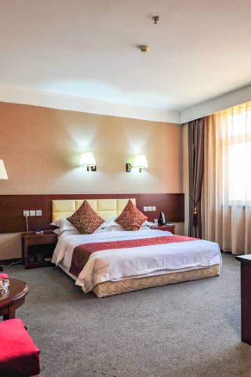 新县宾馆(亚兴超市店)图片