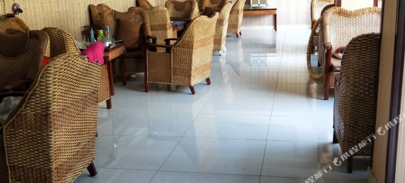 小金岚嵩酒店图片