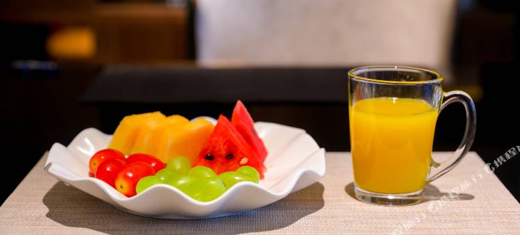 雅斯特国际酒店(南湖公园地铁站金湖广场店)图片