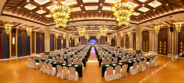 武汉潮漫凯瑞国际酒店(文华学院华科大店)图片