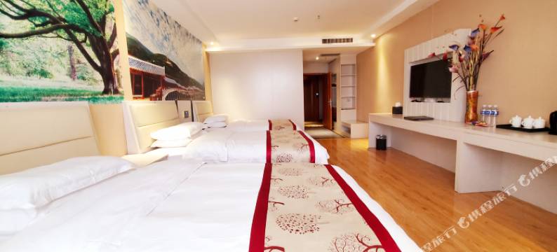 嘉鸿酒店(天汉湿地公园桥南广场店)图片