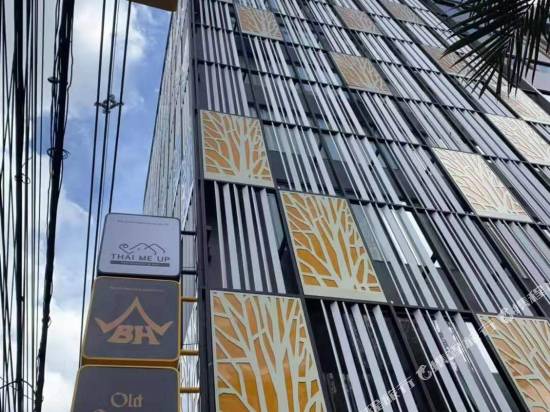 曼谷素坤逸十一酒店