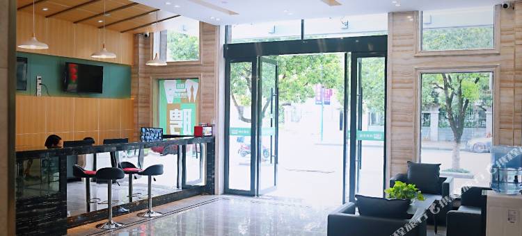 恒8连锁酒店(桐庐分水店)图片