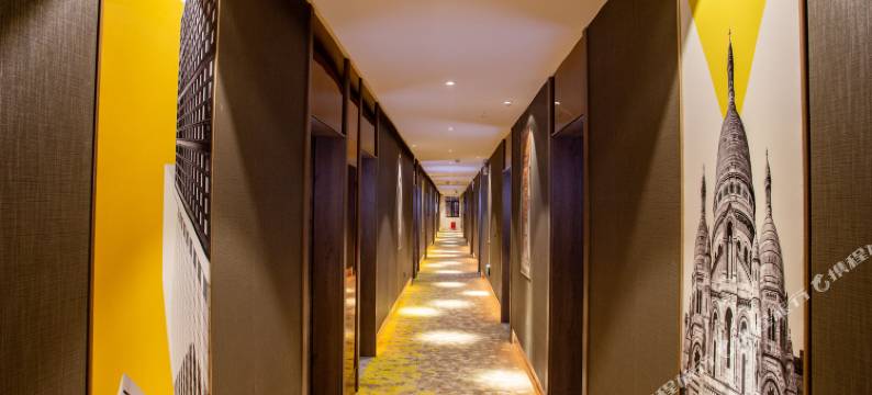 鹿佳主题酒店(襄阳人民广场拉美步行街店)图片