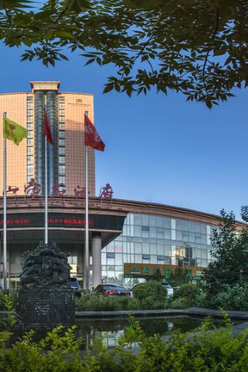 泰安华普国贸大厦附近酒店