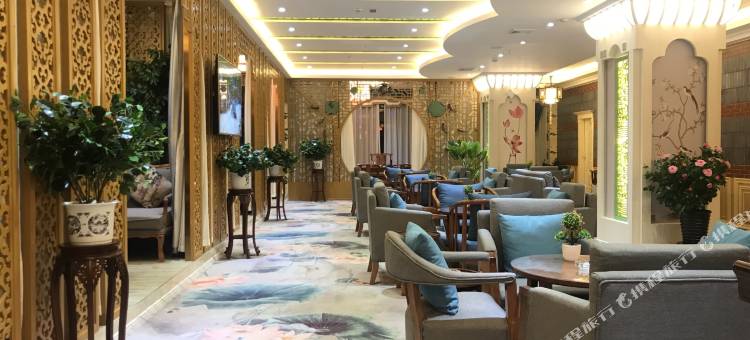 白玉白钰大酒店图片