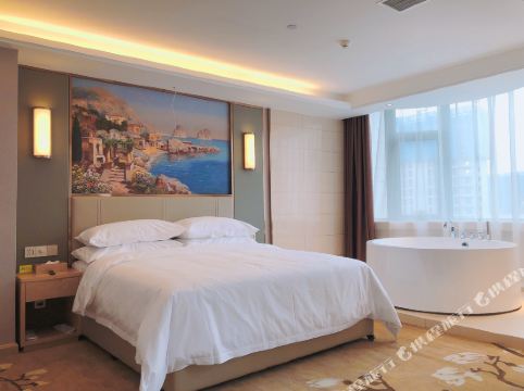 维也纳酒店(咸阳渭阳路中华广场店)