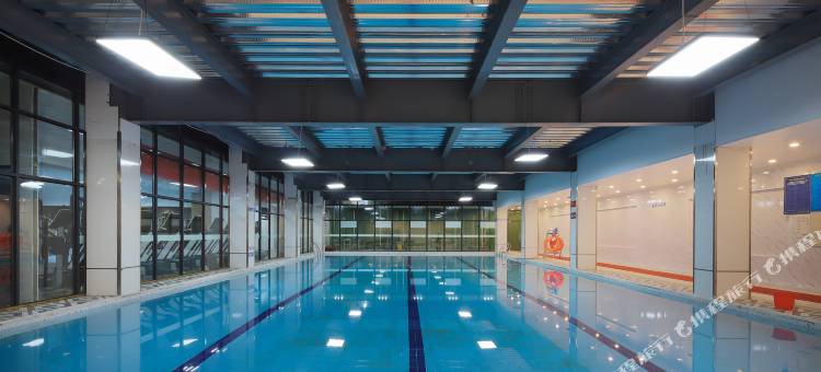 维也纳酒店(杭州九堡客运中心算力小镇店)图片