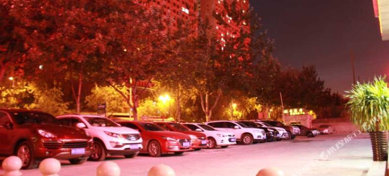 陇青商务宾馆(西宁中惠万达新千国际广场店)图片