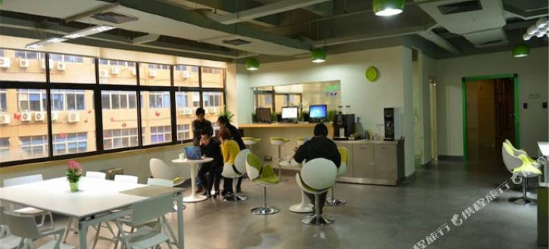 栖游青年旅舍(深圳中心公园华强北店)图片