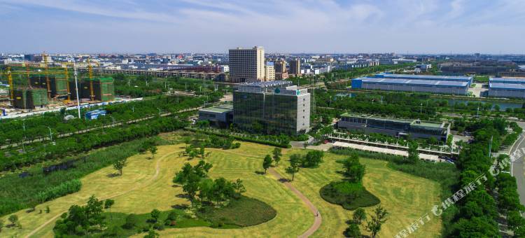 海悦欢途四季青藤酒店(宁波杭州湾新区店)图片