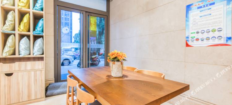 汉庭优佳酒店(杭州萧山建设一路地铁站店)图片