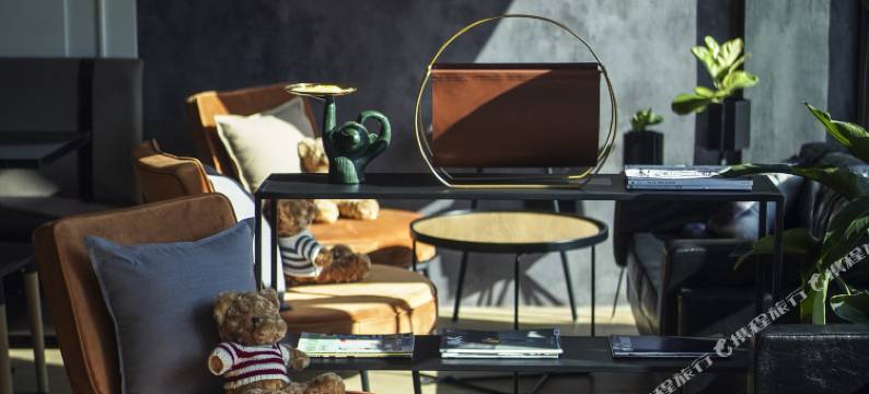 艺龙安云酒店(西安半导体产业园丈八六路地铁站店)图片