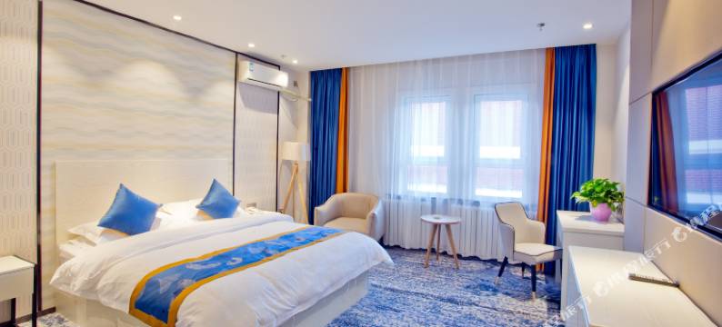 红楼大酒店(乌鲁木齐铁路局地铁站店)图片