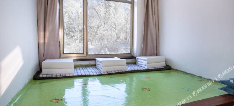 雾凇岛老兵客栈图片