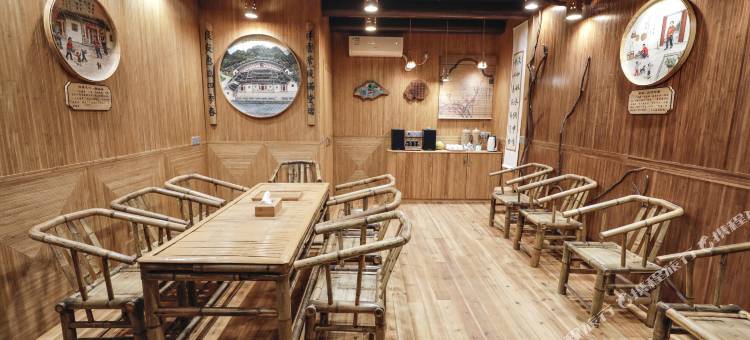 梅州外婆家·仁寿庄围龙屋民宿图片