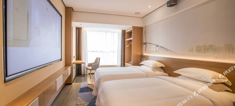 阿拉云酒店(湛江赤坎老街金沙湾风景区店)图片