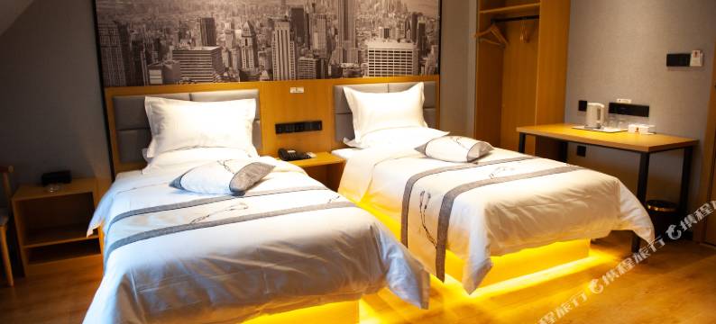 速驿酒店(新乡原阳华龙尚郡店)图片