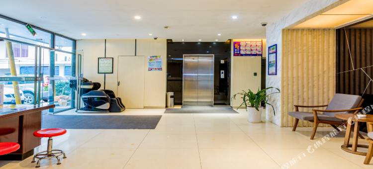 易佰良品酒店(桂林会展中心施家园店)图片