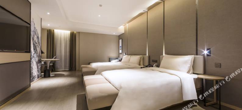 亚朵酒店(郑州经开中心广场第八大街店)图片