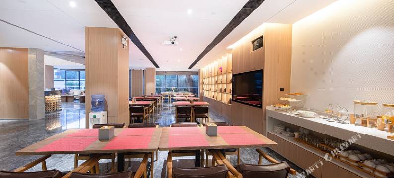 乐杜鹃艺术酒店(深圳大学科技园店)图片
