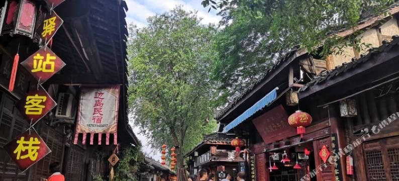 阆中阆水驿站图片