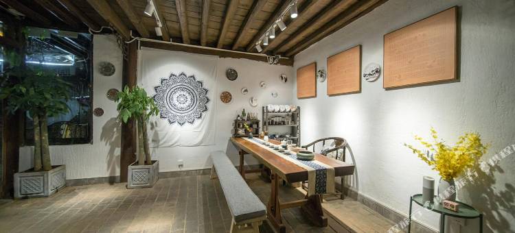 丽江古城自然醒客栈(忠义市场店)图片